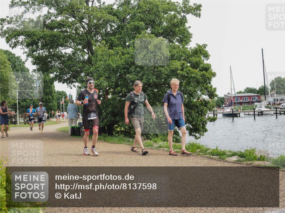 22.06.2025 - Viking Triathlon KatJ http://msf.ph/oto/8137598 22.06.2025 14:53:08 Laufen 179 meine-sportfotos.de