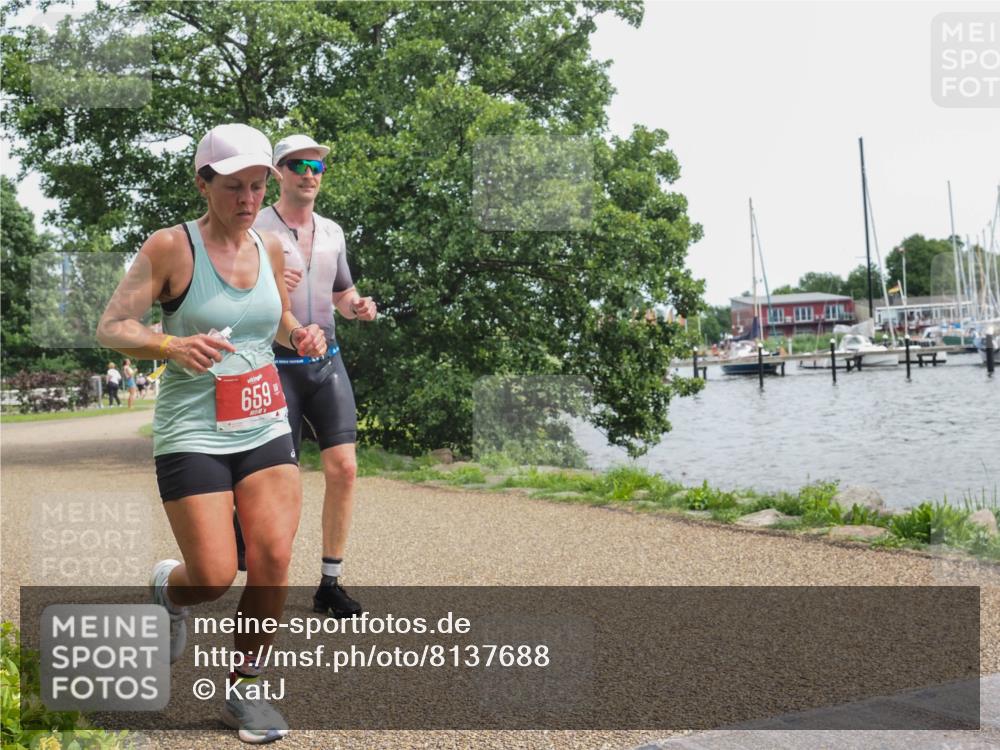 22.06.2025 - Viking Triathlon KatJ http://msf.ph/oto/8137688 22.06.2025 14:53:53 Laufen 70, 334, 659 meine-sportfotos.de