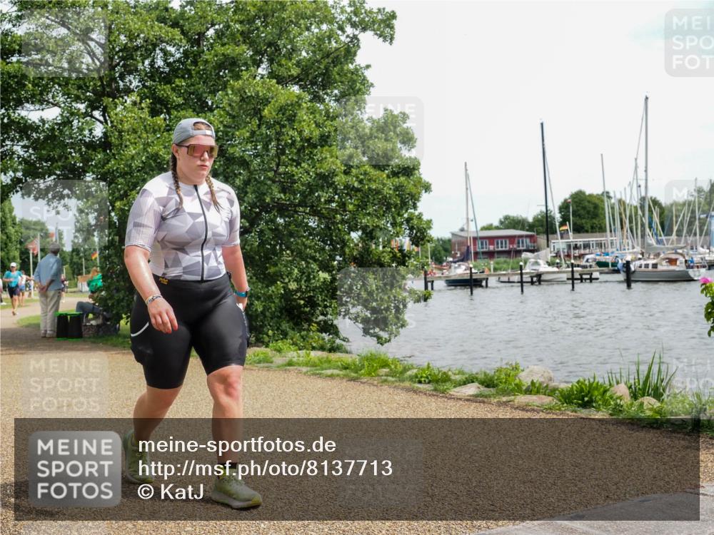 22.06.2025 - Viking Triathlon KatJ http://msf.ph/oto/8137713 22.06.2025 14:54:49 Laufen 236 meine-sportfotos.de