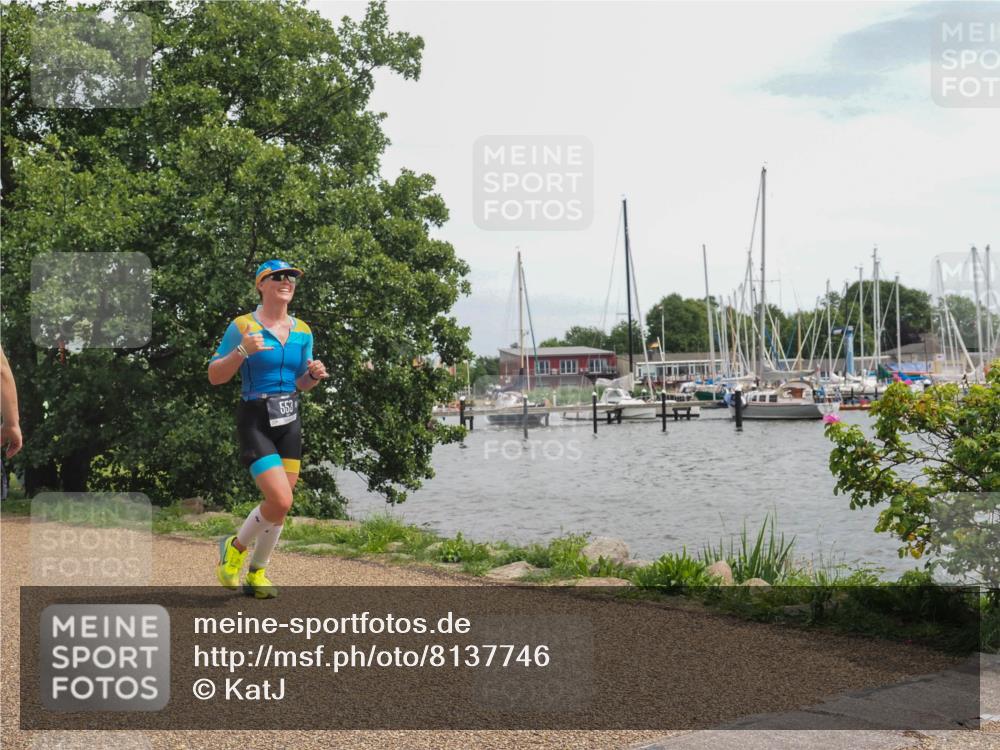 22.06.2025 - Viking Triathlon KatJ http://msf.ph/oto/8137746 22.06.2025 14:55:09 Laufen 240, 553 meine-sportfotos.de