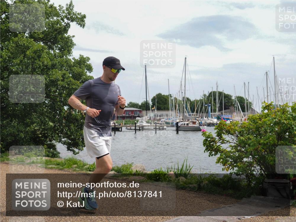 22.06.2025 - Viking Triathlon KatJ http://msf.ph/oto/8137841 22.06.2025 14:56:12 Laufen 31 meine-sportfotos.de