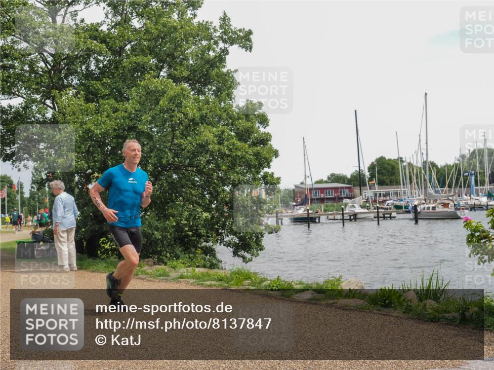 22.06.2025 - Viking Triathlon KatJ http://msf.ph/oto/8137847 22.06.2025 14:56:26 Laufen 128 meine-sportfotos.de