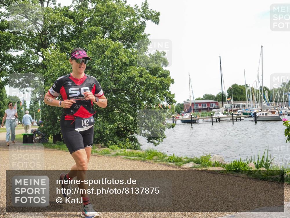 22.06.2025 - Viking Triathlon KatJ http://msf.ph/oto/8137875 22.06.2025 14:56:50 Laufen 142, 333 meine-sportfotos.de