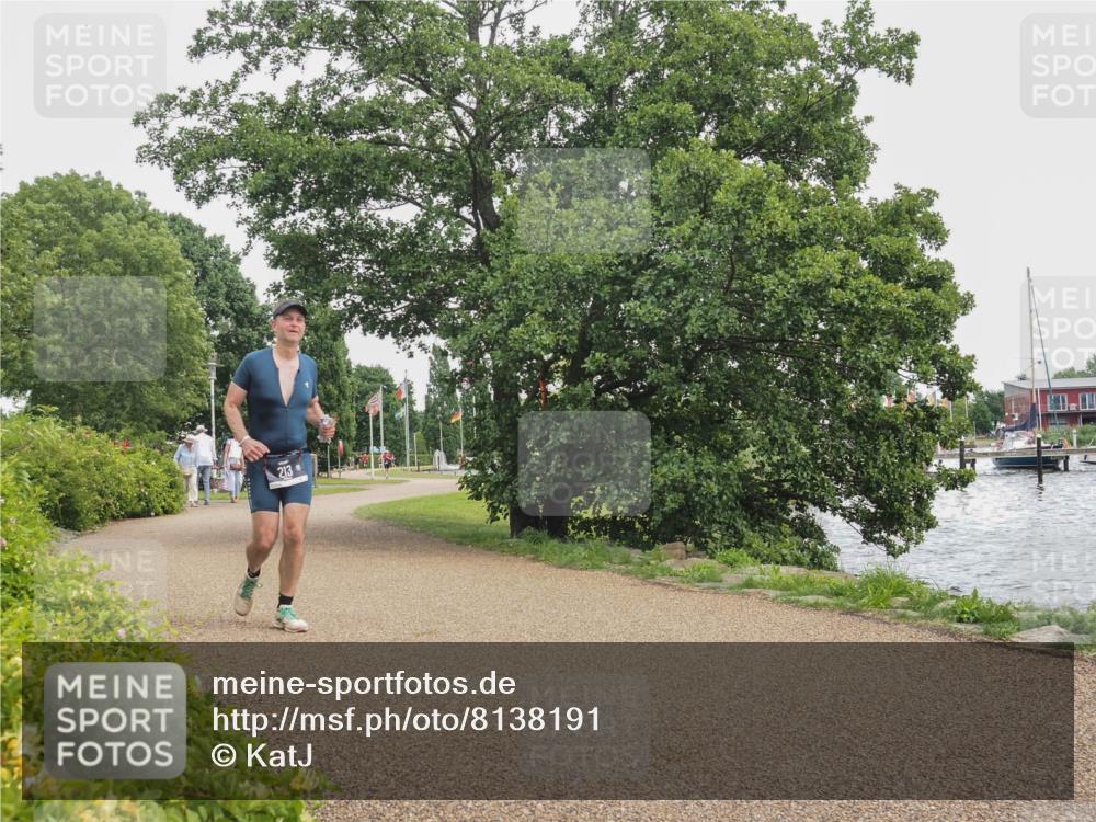 22.06.2025 - Viking Triathlon KatJ http://msf.ph/oto/8138191 22.06.2025 15:01:06 Laufen 213 meine-sportfotos.de