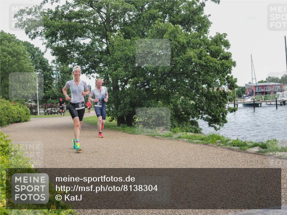 22.06.2025 - Viking Triathlon KatJ http://msf.ph/oto/8138304 22.06.2025 15:02:58 Laufen 182, 421 meine-sportfotos.de