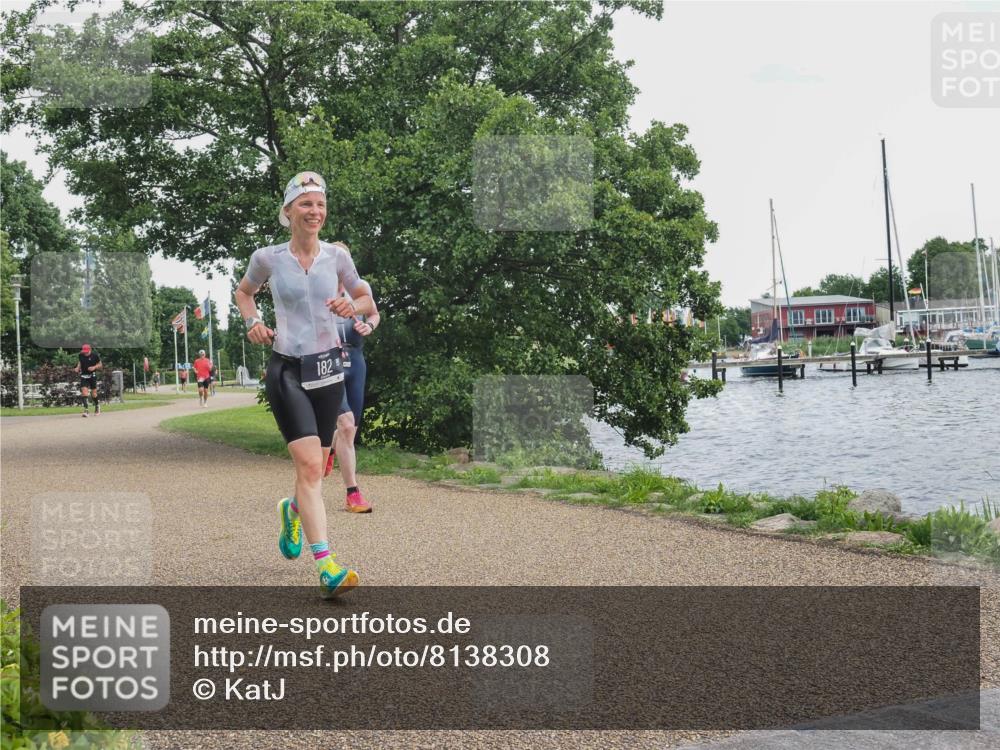 22.06.2025 - Viking Triathlon KatJ http://msf.ph/oto/8138308 22.06.2025 15:02:59 Laufen 182, 421 meine-sportfotos.de