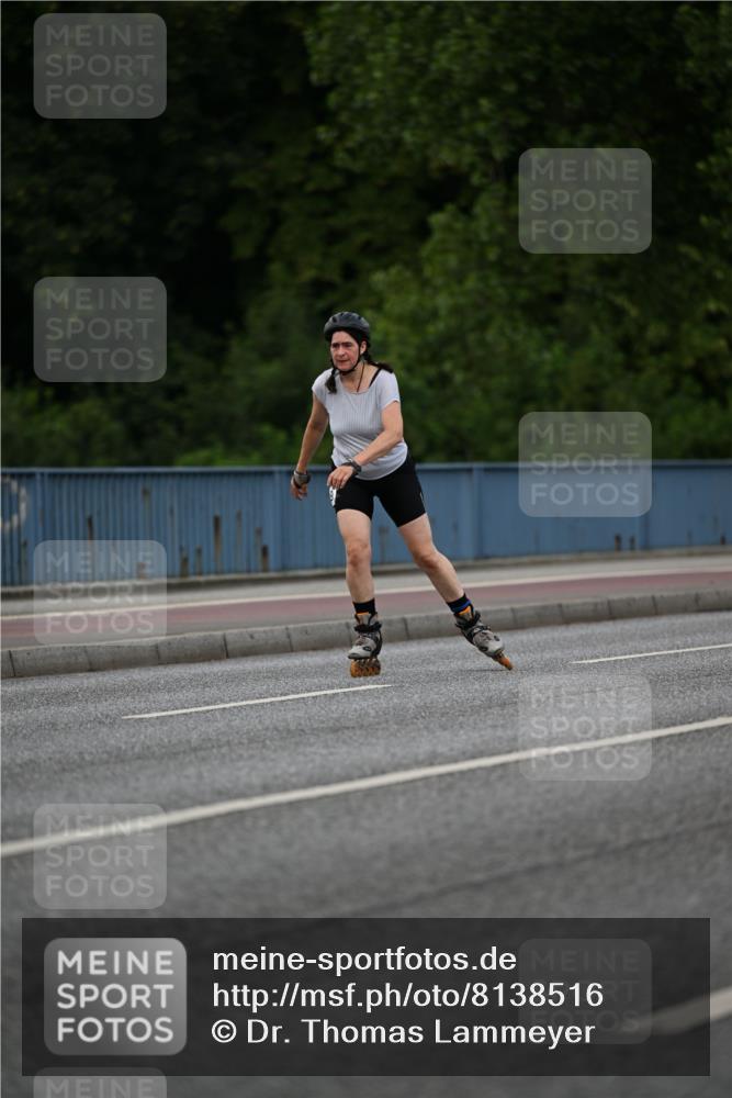 29.06.2025 - hella hamburg halbmarathon Dr. Thomas Lammeyer http://msf.ph/oto/8138516 29.06.2025 09:02:17 Kennedybrücke  meine-sportfotos.de