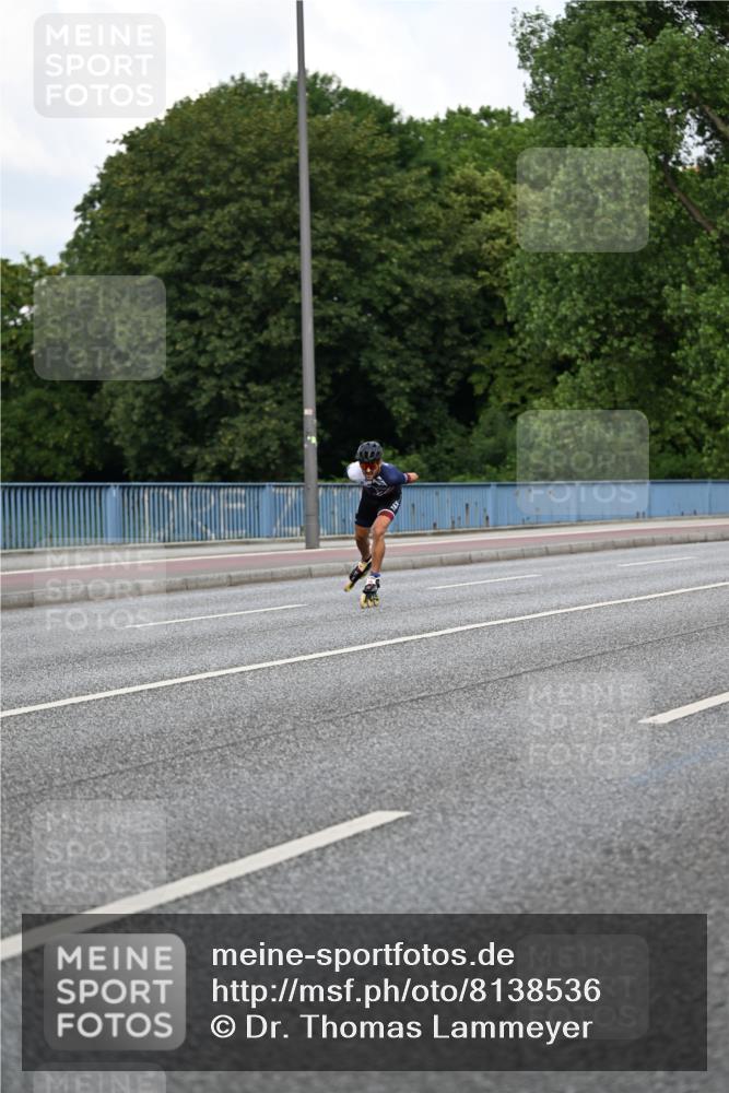 29.06.2025 - hella hamburg halbmarathon Dr. Thomas Lammeyer http://msf.ph/oto/8138536 29.06.2025 08:51:12 Kennedybrücke  meine-sportfotos.de
