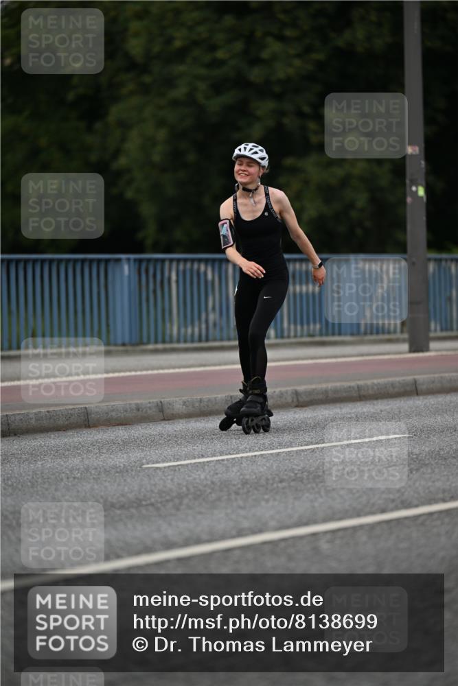 29.06.2025 - hella hamburg halbmarathon Dr. Thomas Lammeyer http://msf.ph/oto/8138699 29.06.2025 09:02:30 Kennedybrücke  meine-sportfotos.de
