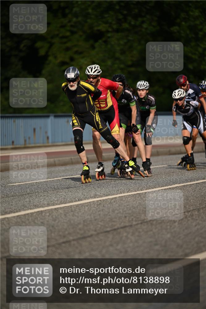 29.06.2025 - hella hamburg halbmarathon Dr. Thomas Lammeyer http://msf.ph/oto/8138898 29.06.2025 08:53:46 Kennedybrücke  meine-sportfotos.de