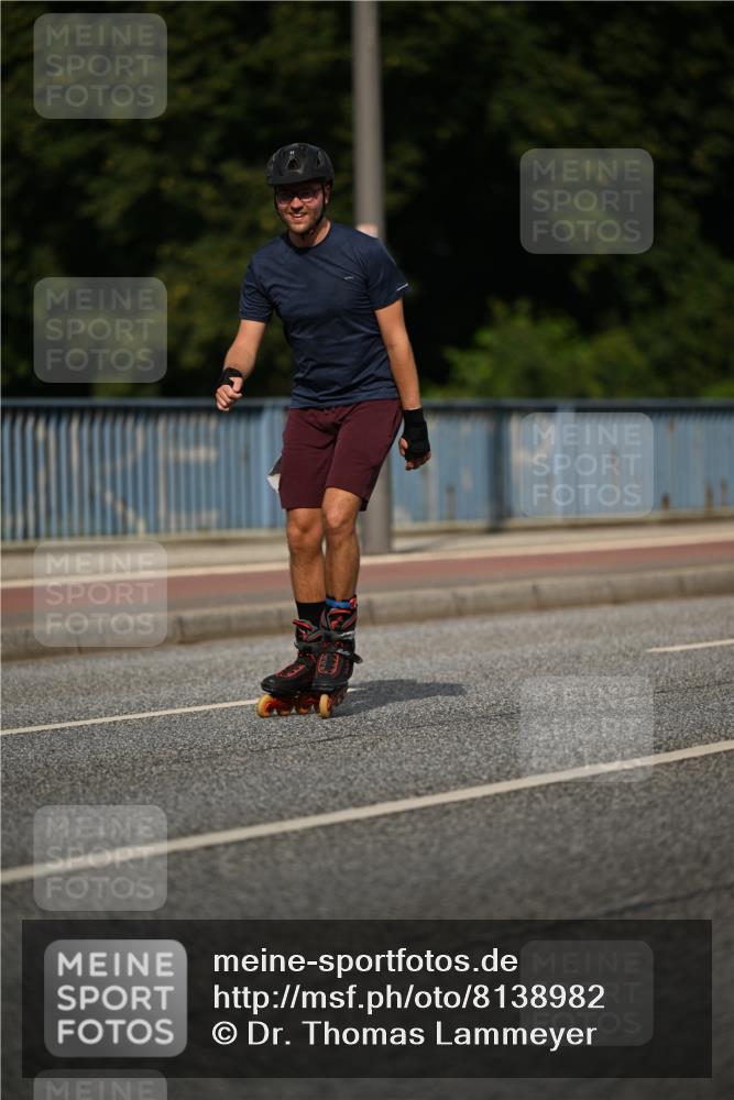 29.06.2025 - hella hamburg halbmarathon Dr. Thomas Lammeyer http://msf.ph/oto/8138982 29.06.2025 09:04:04 Kennedybrücke  meine-sportfotos.de