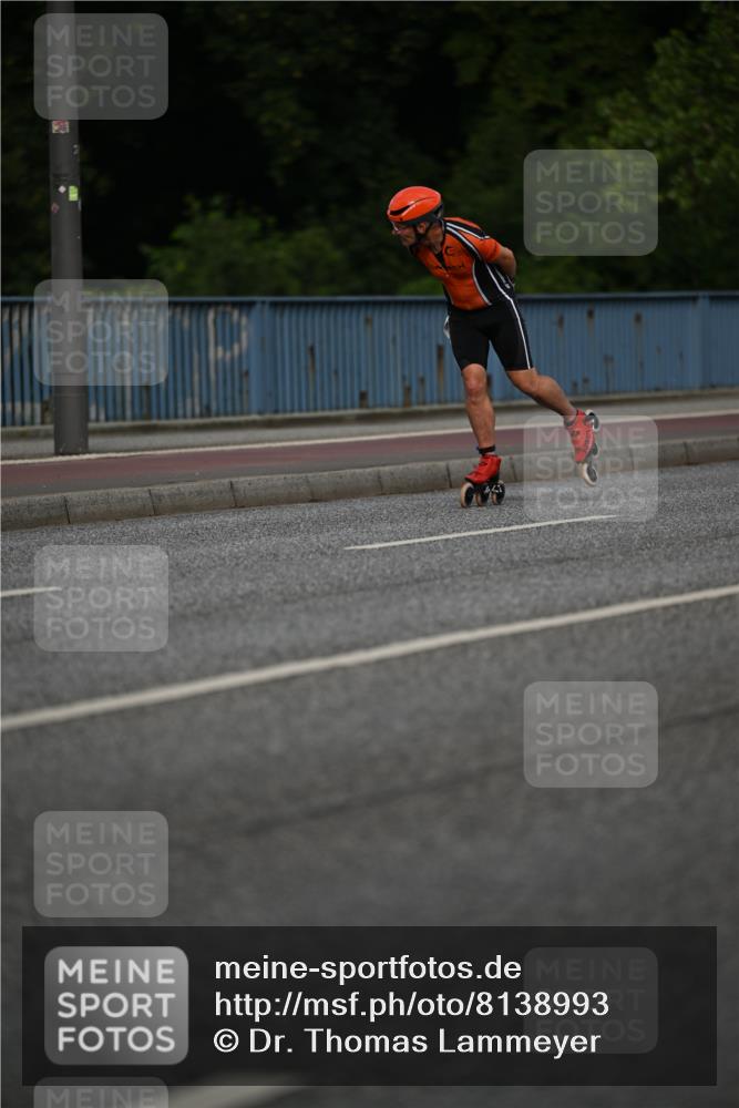 29.06.2025 - hella hamburg halbmarathon Dr. Thomas Lammeyer http://msf.ph/oto/8138993 29.06.2025 08:55:05 Kennedybrücke  meine-sportfotos.de