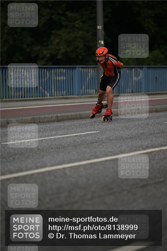 29.06.2025 - hella hamburg halbmarathon Dr. Thomas Lammeyer http://msf.ph/oto/8138999 29.06.2025 08:55:06 Kennedybrücke  meine-sportfotos.de