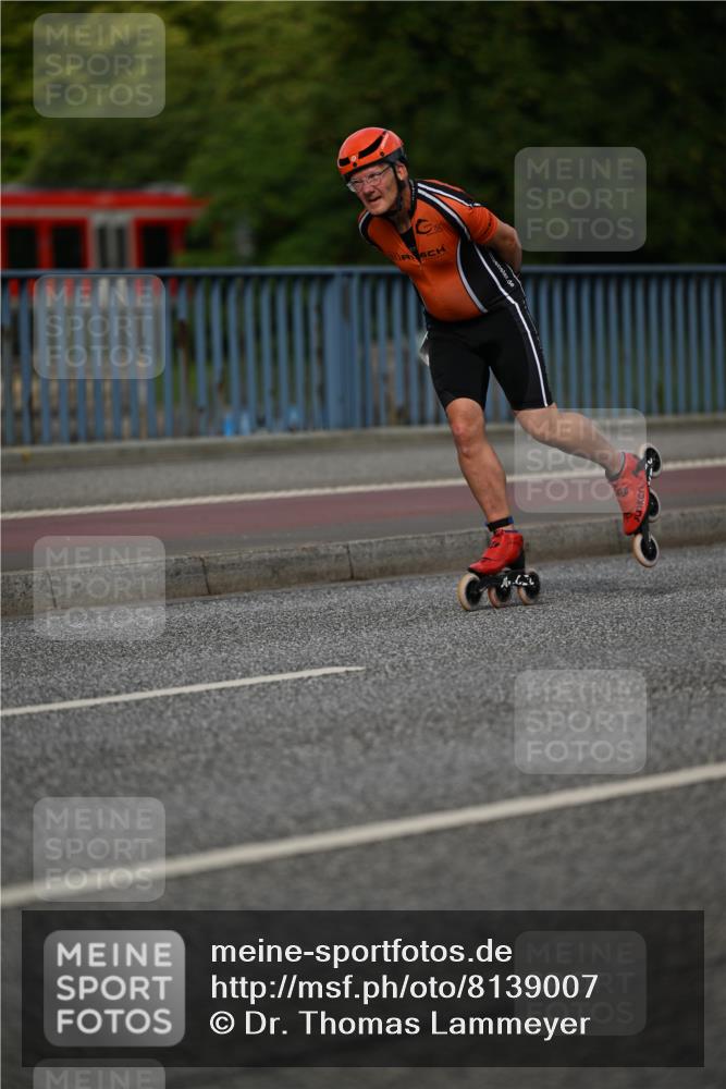 29.06.2025 - hella hamburg halbmarathon Dr. Thomas Lammeyer http://msf.ph/oto/8139007 29.06.2025 08:55:07 Kennedybrücke  meine-sportfotos.de