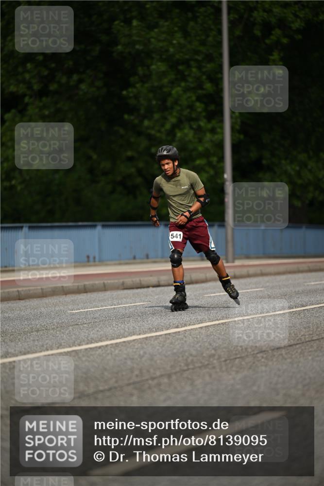 29.06.2025 - hella hamburg halbmarathon Dr. Thomas Lammeyer http://msf.ph/oto/8139095 29.06.2025 09:04:24 Kennedybrücke  meine-sportfotos.de