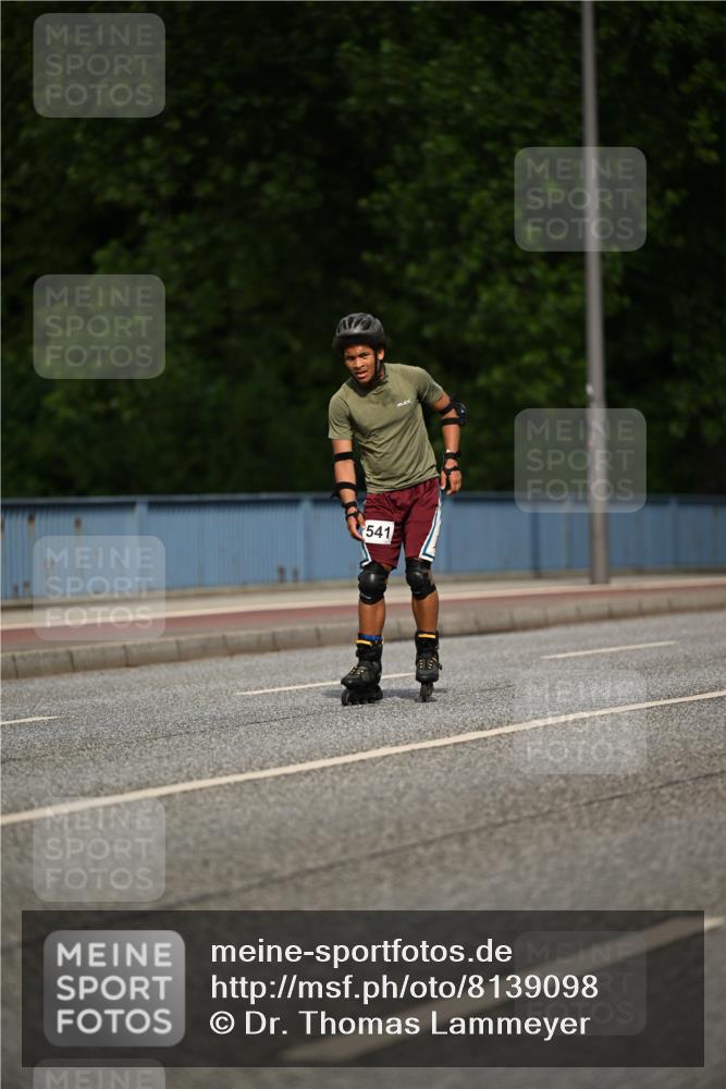 29.06.2025 - hella hamburg halbmarathon Dr. Thomas Lammeyer http://msf.ph/oto/8139098 29.06.2025 09:04:24 Kennedybrücke  meine-sportfotos.de