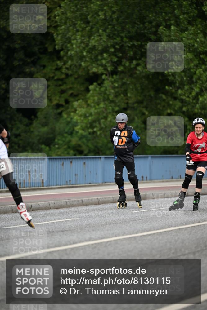 29.06.2025 - hella hamburg halbmarathon Dr. Thomas Lammeyer http://msf.ph/oto/8139115 29.06.2025 09:04:31 Kennedybrücke  meine-sportfotos.de