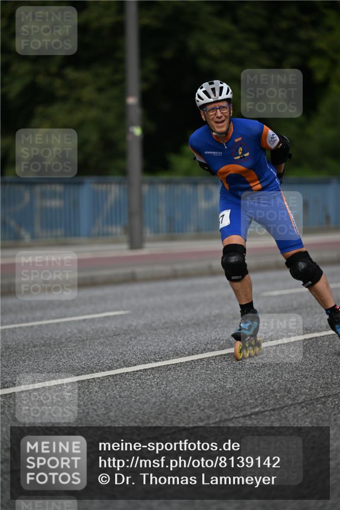 29.06.2025 - hella hamburg halbmarathon Dr. Thomas Lammeyer http://msf.ph/oto/8139142 29.06.2025 08:55:34 Kennedybrücke  meine-sportfotos.de