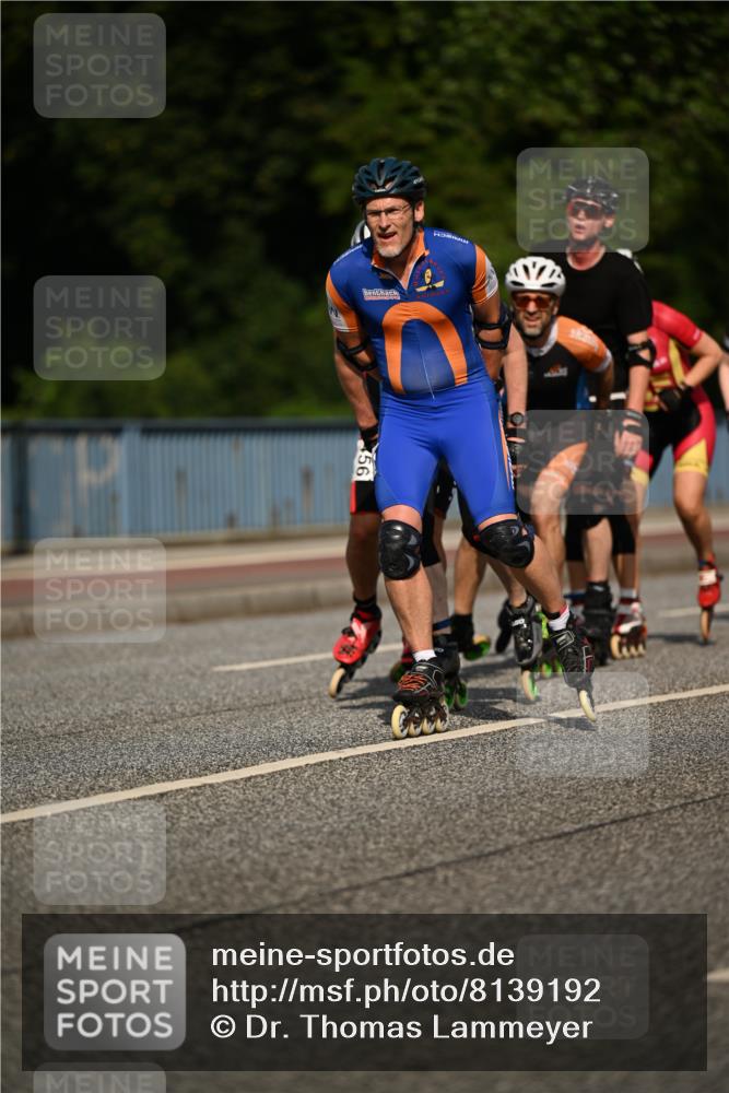 29.06.2025 - hella hamburg halbmarathon Dr. Thomas Lammeyer http://msf.ph/oto/8139192 29.06.2025 08:55:52 Kennedybrücke  meine-sportfotos.de