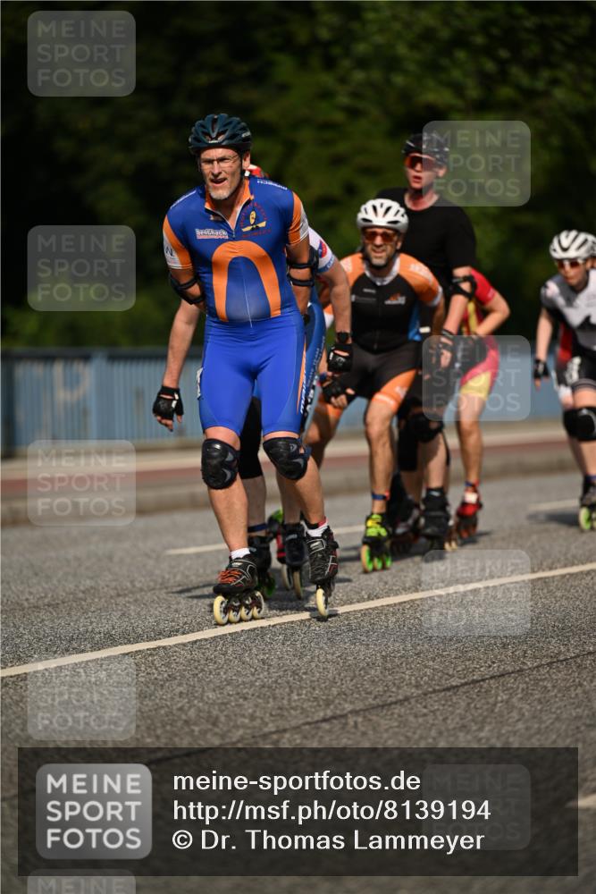 29.06.2025 - hella hamburg halbmarathon Dr. Thomas Lammeyer http://msf.ph/oto/8139194 29.06.2025 08:55:53 Kennedybrücke  meine-sportfotos.de