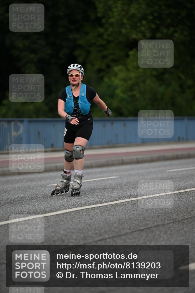 29.06.2025 - hella hamburg halbmarathon Dr. Thomas Lammeyer http://msf.ph/oto/8139203 29.06.2025 09:04:39 Kennedybrücke  meine-sportfotos.de