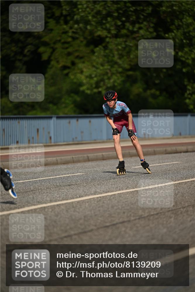 29.06.2025 - hella hamburg halbmarathon Dr. Thomas Lammeyer http://msf.ph/oto/8139209 29.06.2025 08:55:56 Kennedybrücke  meine-sportfotos.de
