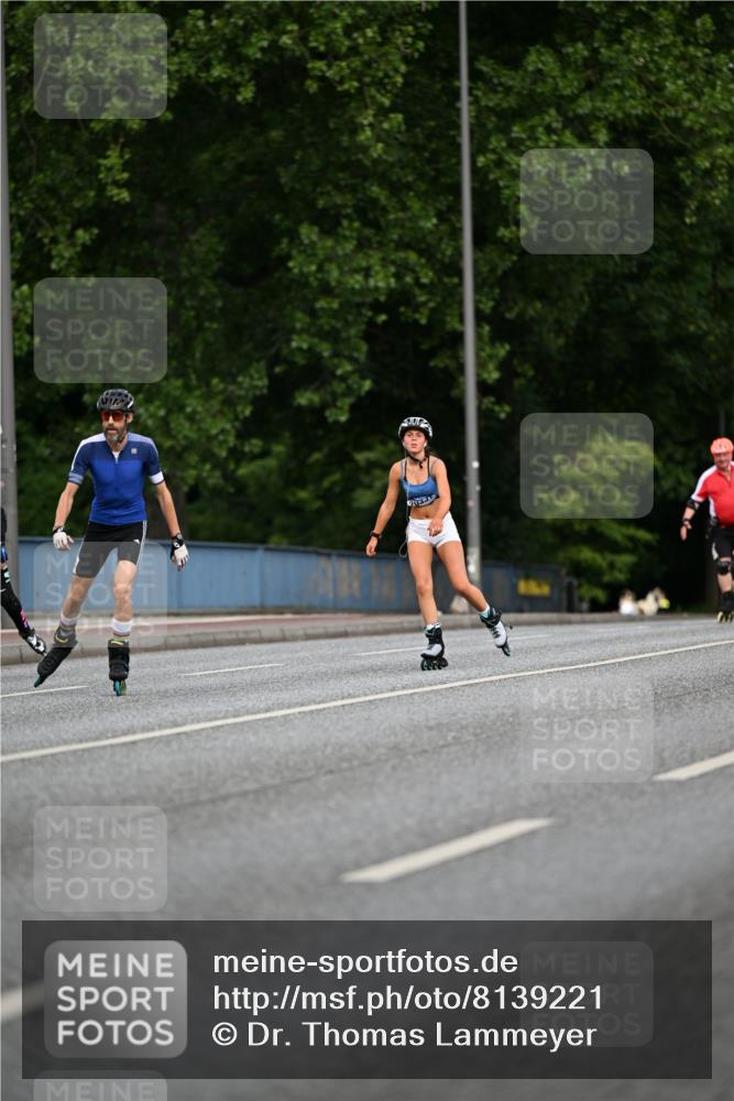 29.06.2025 - hella hamburg halbmarathon Dr. Thomas Lammeyer http://msf.ph/oto/8139221 29.06.2025 09:04:50 Kennedybrücke  meine-sportfotos.de