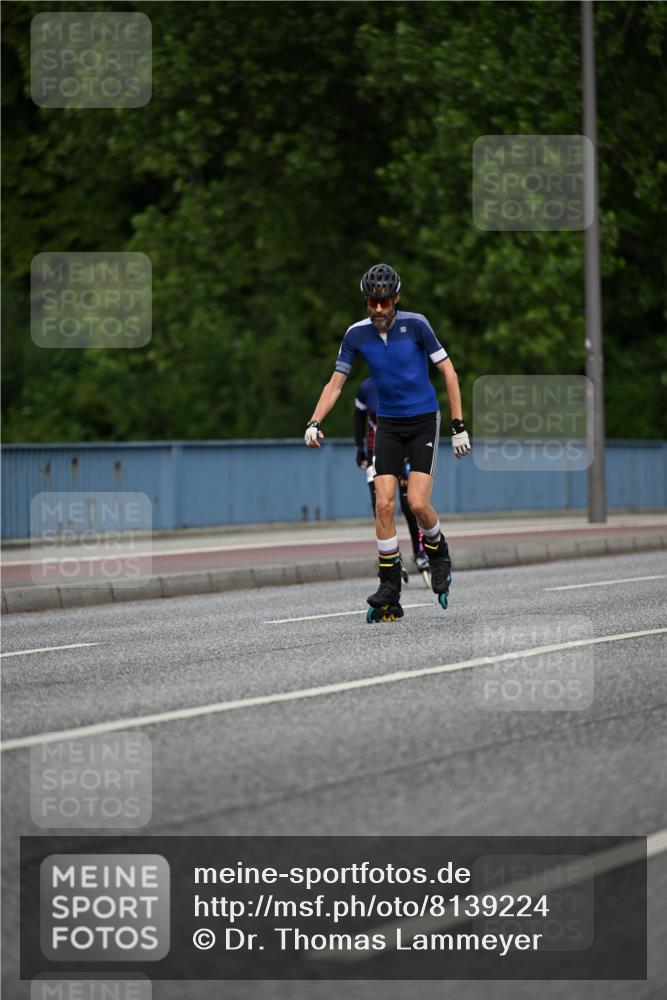 29.06.2025 - hella hamburg halbmarathon Dr. Thomas Lammeyer http://msf.ph/oto/8139224 29.06.2025 09:04:51 Kennedybrücke  meine-sportfotos.de