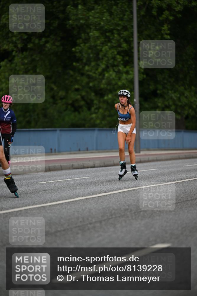 29.06.2025 - hella hamburg halbmarathon Dr. Thomas Lammeyer http://msf.ph/oto/8139228 29.06.2025 09:04:53 Kennedybrücke  meine-sportfotos.de
