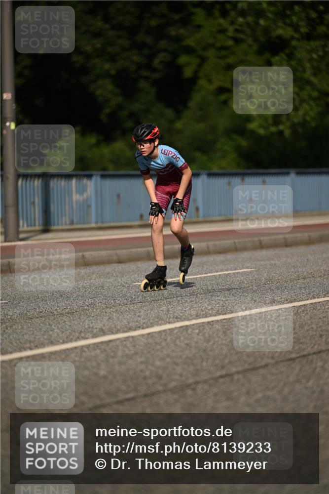 29.06.2025 - hella hamburg halbmarathon Dr. Thomas Lammeyer http://msf.ph/oto/8139233 29.06.2025 08:55:56 Kennedybrücke  meine-sportfotos.de