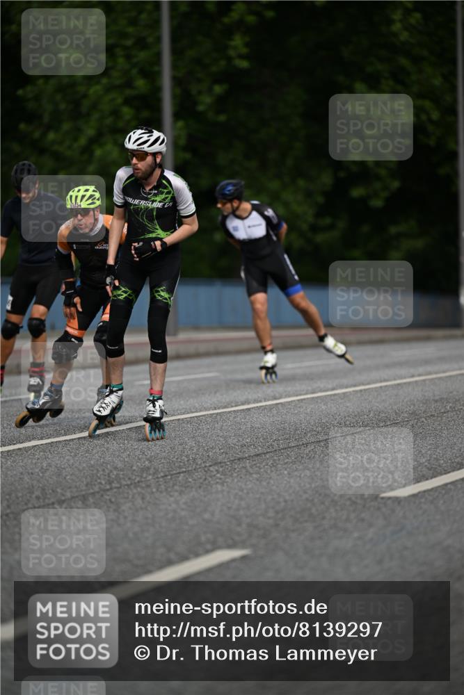 29.06.2025 - hella hamburg halbmarathon Dr. Thomas Lammeyer http://msf.ph/oto/8139297 29.06.2025 08:56:51 Kennedybrücke  meine-sportfotos.de