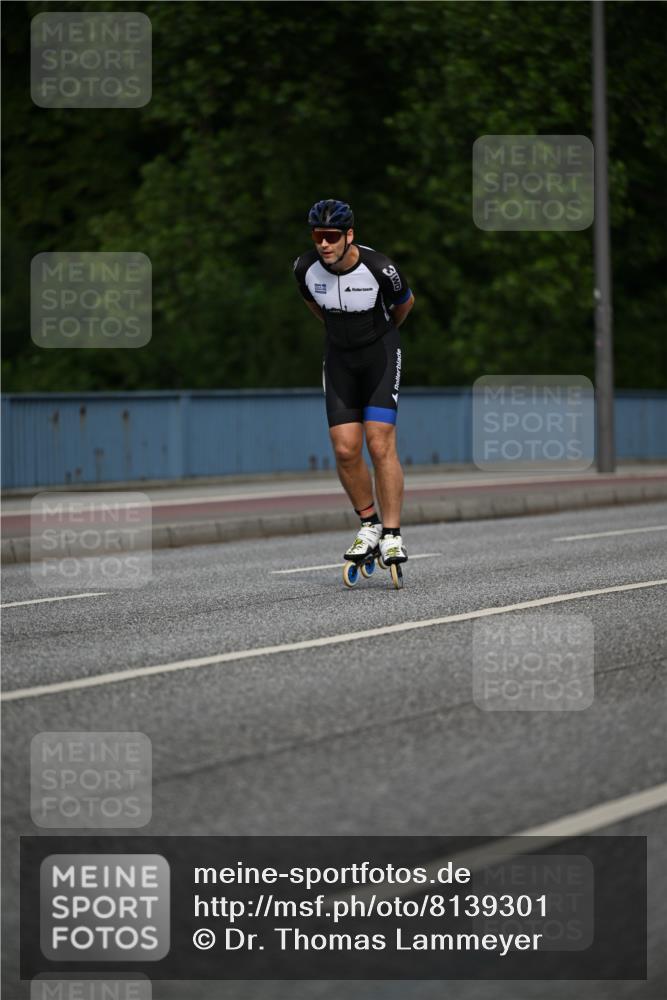 29.06.2025 - hella hamburg halbmarathon Dr. Thomas Lammeyer http://msf.ph/oto/8139301 29.06.2025 08:56:52 Kennedybrücke  meine-sportfotos.de