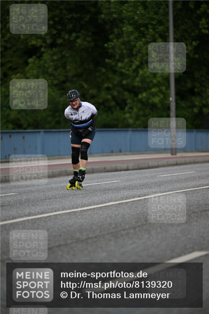 29.06.2025 - hella hamburg halbmarathon Dr. Thomas Lammeyer http://msf.ph/oto/8139320 29.06.2025 09:04:59 Kennedybrücke  meine-sportfotos.de