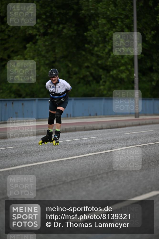 29.06.2025 - hella hamburg halbmarathon Dr. Thomas Lammeyer http://msf.ph/oto/8139321 29.06.2025 09:05:00 Kennedybrücke  meine-sportfotos.de