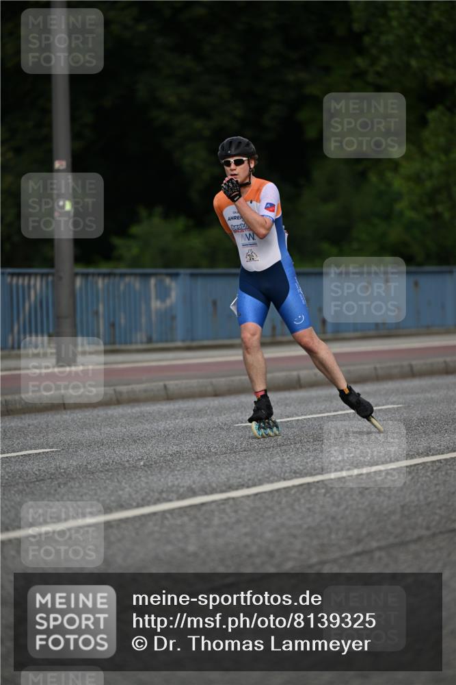 29.06.2025 - hella hamburg halbmarathon Dr. Thomas Lammeyer http://msf.ph/oto/8139325 29.06.2025 08:56:57 Kennedybrücke  meine-sportfotos.de