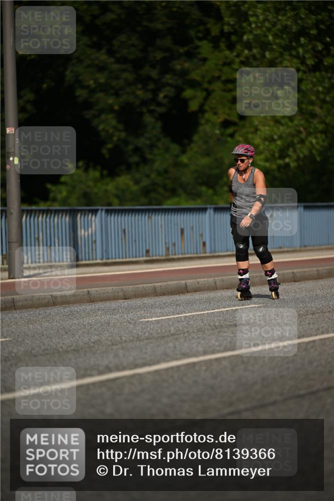 29.06.2025 - hella hamburg halbmarathon Dr. Thomas Lammeyer http://msf.ph/oto/8139366 29.06.2025 09:05:26 Kennedybrücke  meine-sportfotos.de