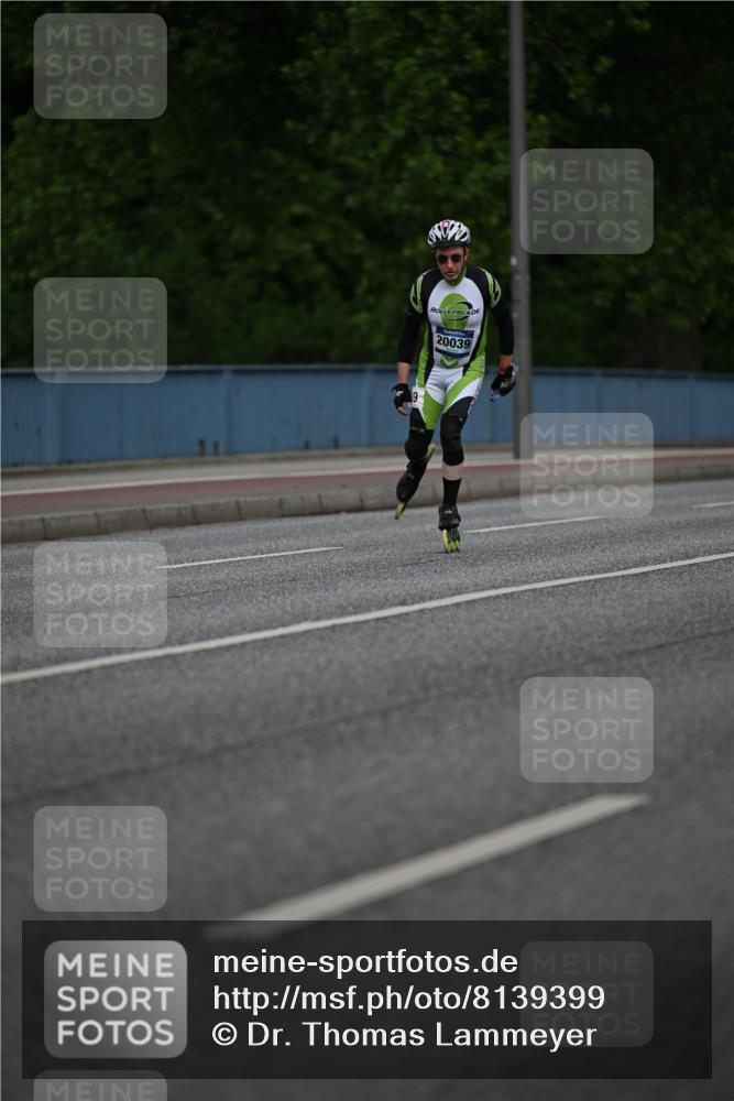 29.06.2025 - hella hamburg halbmarathon Dr. Thomas Lammeyer http://msf.ph/oto/8139399 29.06.2025 08:57:08 Kennedybrücke  meine-sportfotos.de