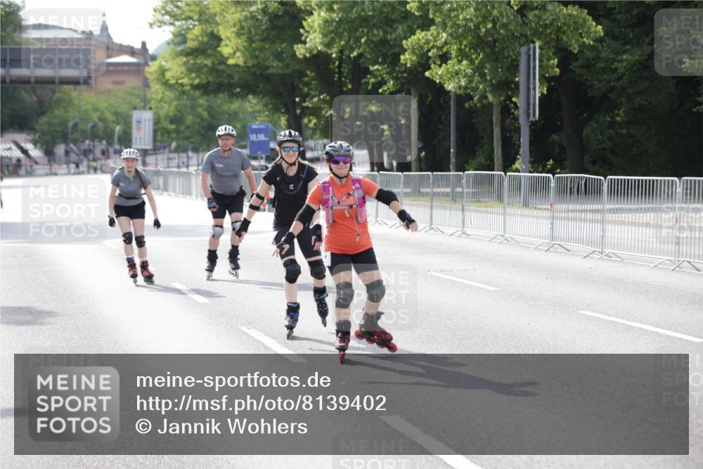 29.06.2025 - hella hamburg halbmarathon Jannik Wohlers http://msf.ph/oto/8139402 29.06.2025 09:03:14 Lombardsbrücke  meine-sportfotos.de