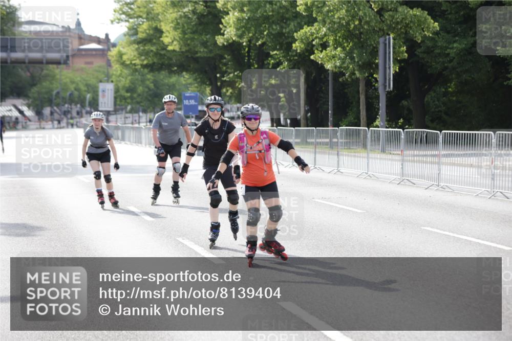 29.06.2025 - hella hamburg halbmarathon Jannik Wohlers http://msf.ph/oto/8139404 29.06.2025 09:03:14 Lombardsbrücke  meine-sportfotos.de