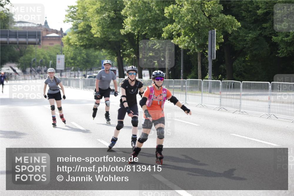 29.06.2025 - hella hamburg halbmarathon Jannik Wohlers http://msf.ph/oto/8139415 29.06.2025 09:03:14 Lombardsbrücke  meine-sportfotos.de
