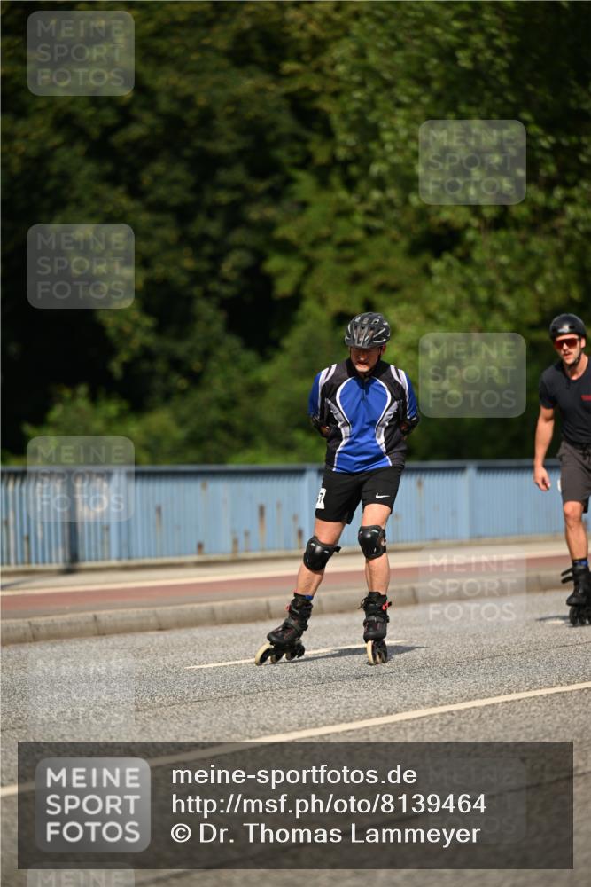 29.06.2025 - hella hamburg halbmarathon Dr. Thomas Lammeyer http://msf.ph/oto/8139464 29.06.2025 09:05:41 Kennedybrücke  meine-sportfotos.de