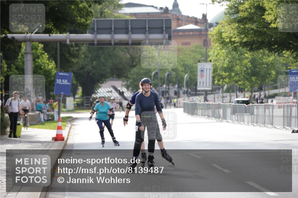 29.06.2025 - hella hamburg halbmarathon Jannik Wohlers http://msf.ph/oto/8139487 29.06.2025 09:03:23 Lombardsbrücke  meine-sportfotos.de