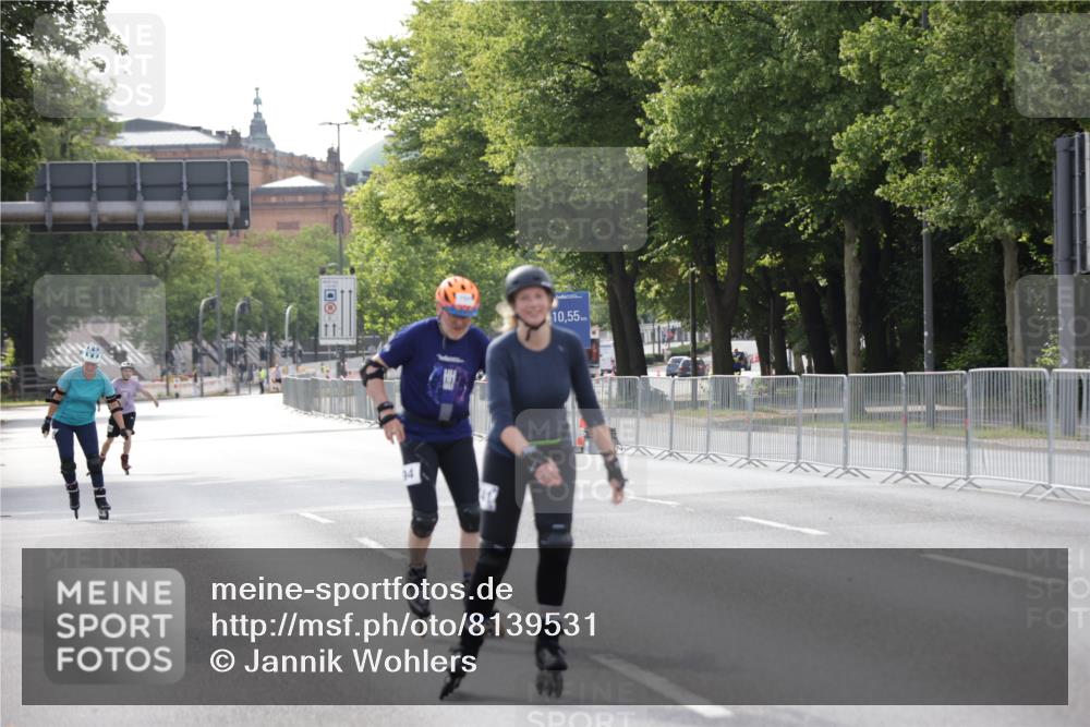 29.06.2025 - hella hamburg halbmarathon Jannik Wohlers http://msf.ph/oto/8139531 29.06.2025 09:03:25 Lombardsbrücke  meine-sportfotos.de
