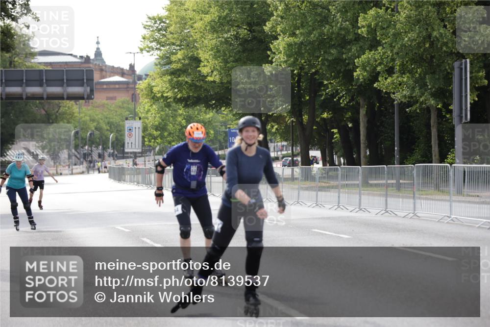 29.06.2025 - hella hamburg halbmarathon Jannik Wohlers http://msf.ph/oto/8139537 29.06.2025 09:03:25 Lombardsbrücke  meine-sportfotos.de
