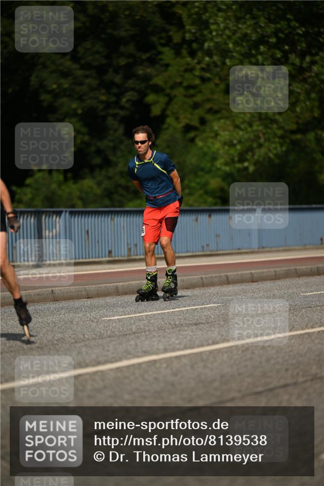 29.06.2025 - hella hamburg halbmarathon Dr. Thomas Lammeyer http://msf.ph/oto/8139538 29.06.2025 09:05:45 Kennedybrücke  meine-sportfotos.de