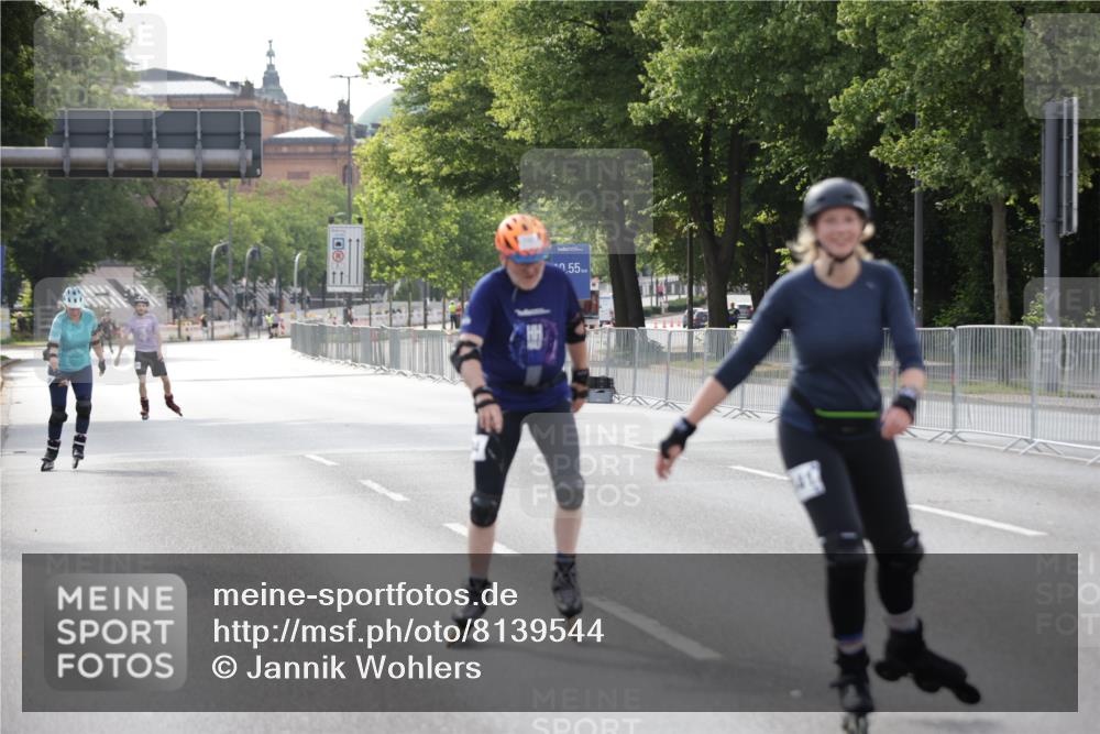 29.06.2025 - hella hamburg halbmarathon Jannik Wohlers http://msf.ph/oto/8139544 29.06.2025 09:03:26 Lombardsbrücke  meine-sportfotos.de