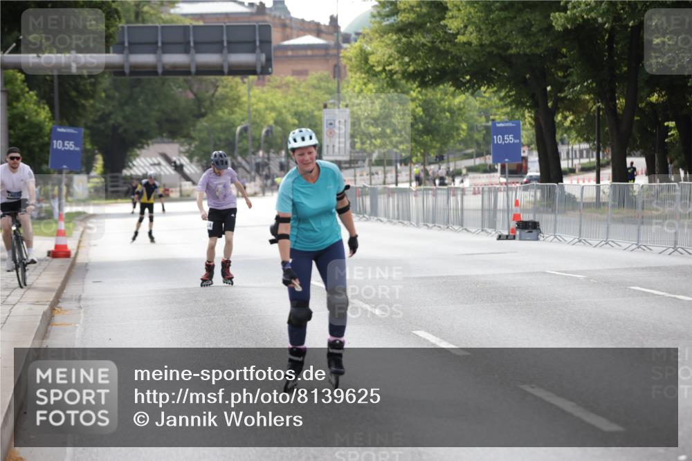 29.06.2025 - hella hamburg halbmarathon Jannik Wohlers http://msf.ph/oto/8139625 29.06.2025 09:03:30 Lombardsbrücke  meine-sportfotos.de