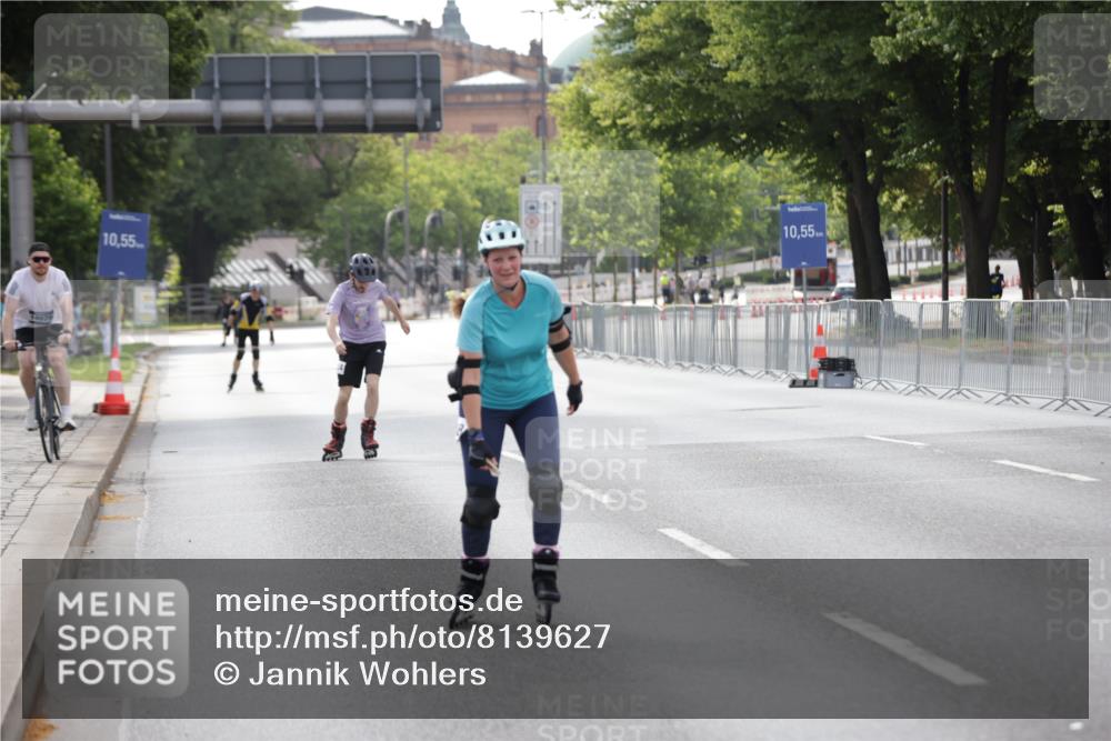 29.06.2025 - hella hamburg halbmarathon Jannik Wohlers http://msf.ph/oto/8139627 29.06.2025 09:03:30 Lombardsbrücke  meine-sportfotos.de