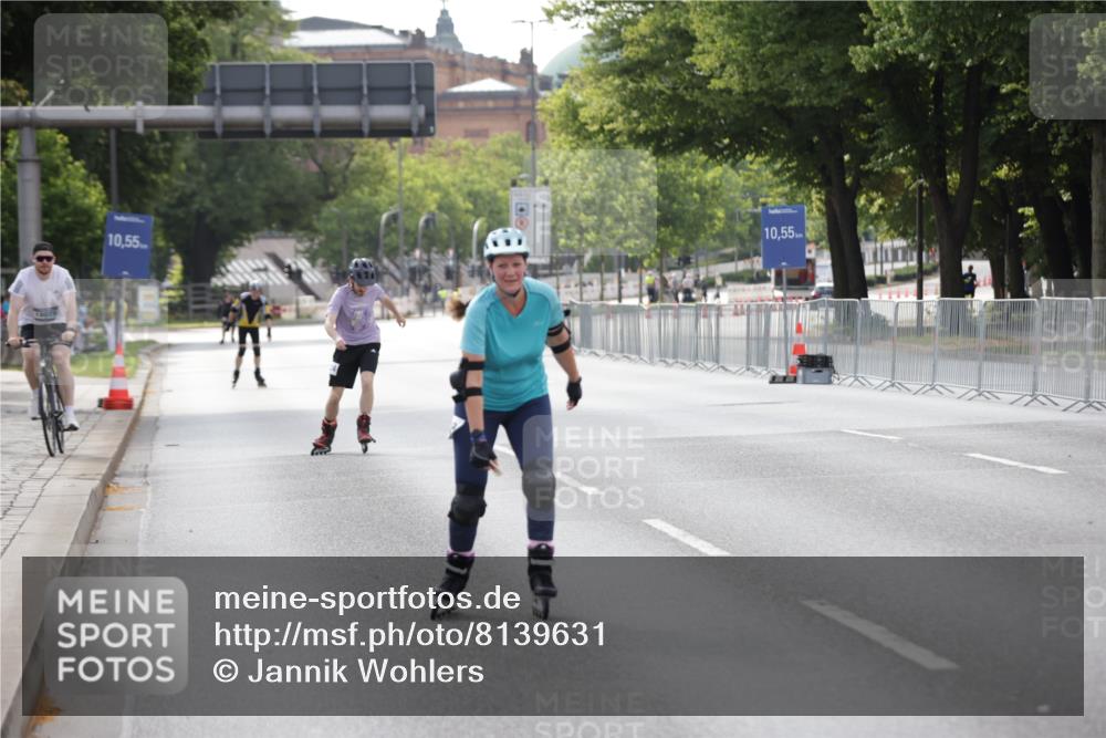29.06.2025 - hella hamburg halbmarathon Jannik Wohlers http://msf.ph/oto/8139631 29.06.2025 09:03:30 Lombardsbrücke  meine-sportfotos.de