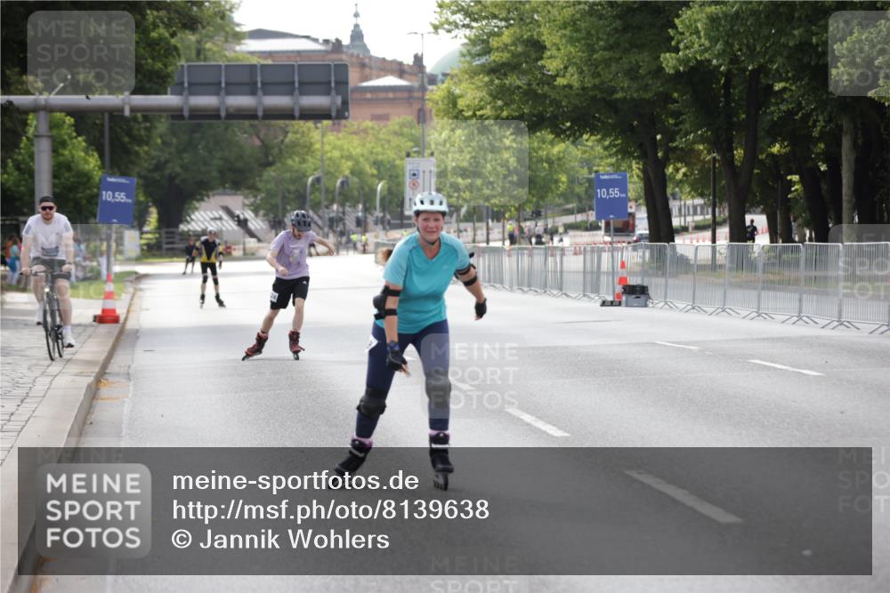 29.06.2025 - hella hamburg halbmarathon Jannik Wohlers http://msf.ph/oto/8139638 29.06.2025 09:03:30 Lombardsbrücke  meine-sportfotos.de